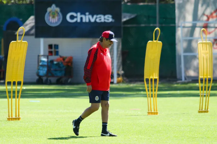 IMAGO7 Tomás Boy durante un entrenamiento del Chivas