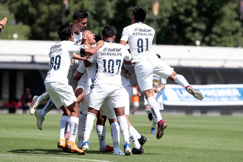 DANIEL GÁMEZ Así festejó la UNAM el golazo de Alan Mendoza