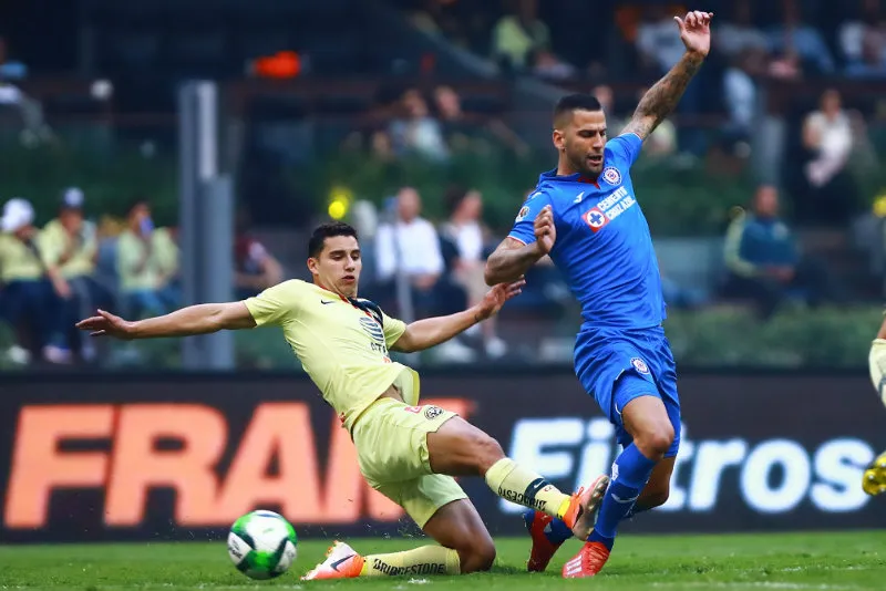 IMAGO7 Édgar Méndez es contactado por Carlos Vargas