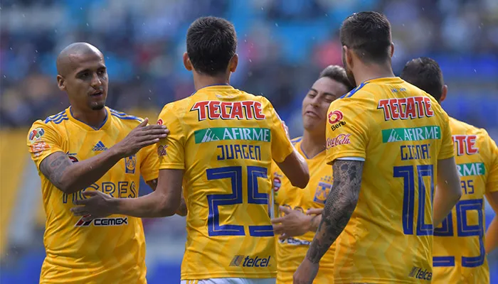 IMAGO7 Jugadores de Tigres en festejo de gol