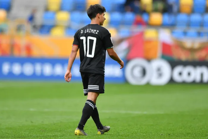 MEXSPORT Lainez, durante el partido contra Japón