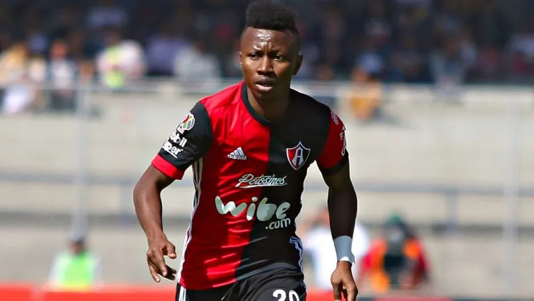 IMAGO7 Clifford Aboagye en un partido de Atlas