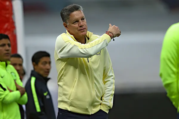 IMAGO 7 Peláez, durante un partido del América