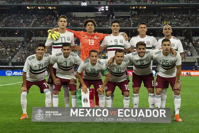 IMAGO7 Foto oficial del Tri previo a juego contra Ecuador