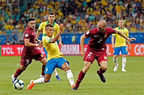 EFE Venezuela jugó al contragolpe contra Brasil