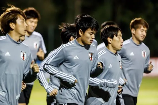 EFE Kubo entrena con la selección de Japón