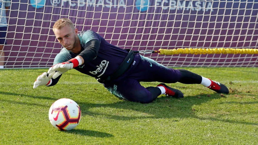 TWITTER @JASPERCILLESSEN Cillessen durante un entrenamiento con el Barcelona