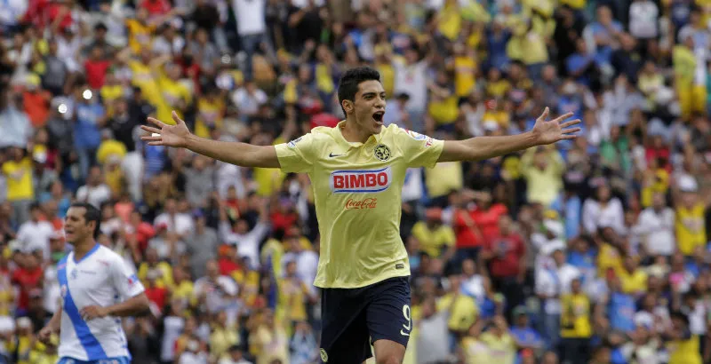 IMAGO7 Jiménez festeja un gol con América en 2014