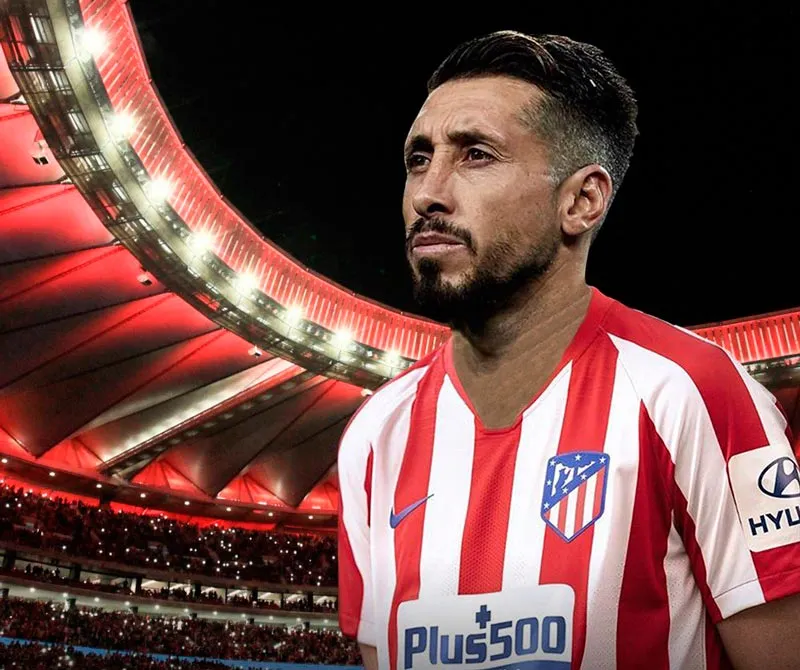 TWITTER @HHERRERAMEX Héctor Herrera con la playera del Atlético de Madrid