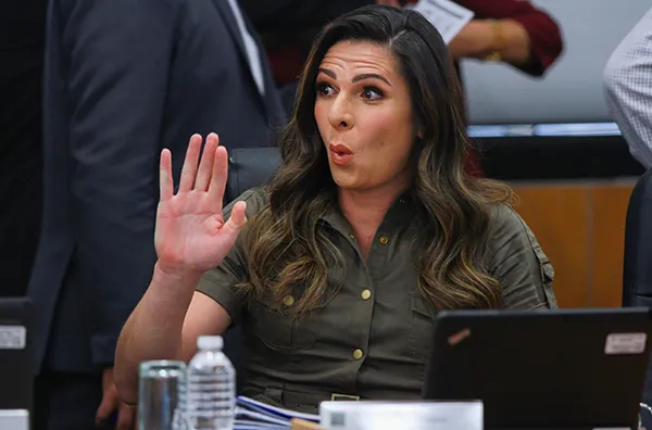 IMAGO7 Ana Guevara gesticula al ser cuestionada