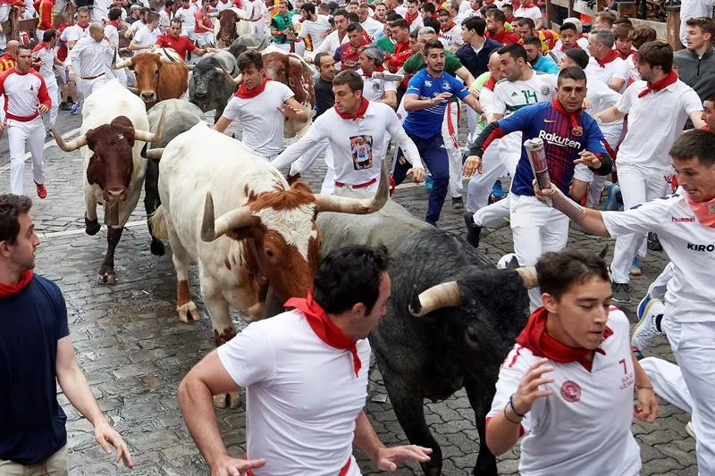 EFE Foto del tercer encierro de los Sanfermines 2019