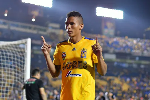 IMAGO7 Meza durante un compromiso con Tigres