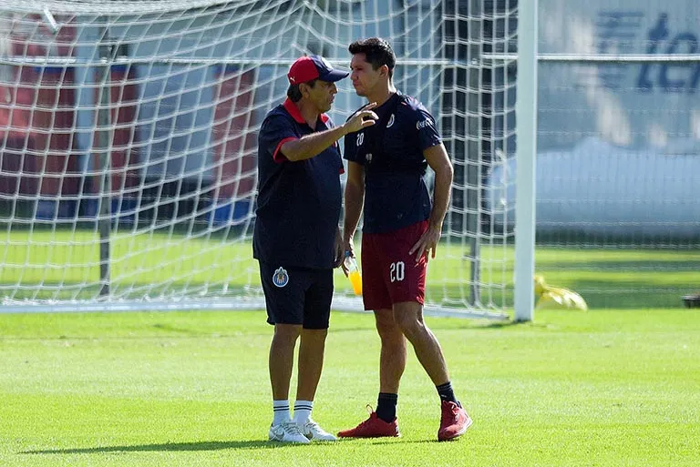 IMAGO7 Tomás Boy, dándole indicaciones a Jesús Molina