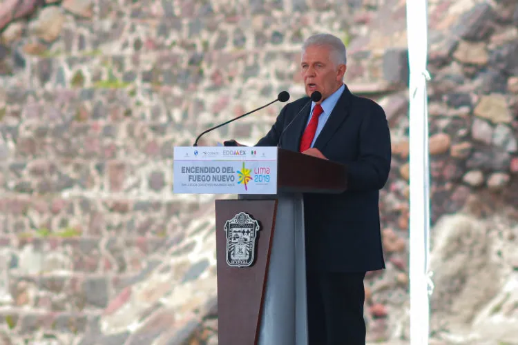 IMAGO7 Padilla Becerra, durante el encendido del fuego nuevo previo a los Panamericanos