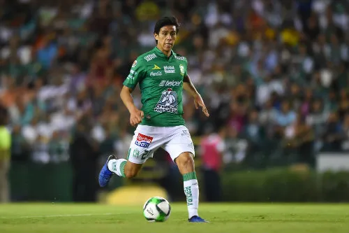 MEXSPORT Macías durante un compromiso ante Pachuca
