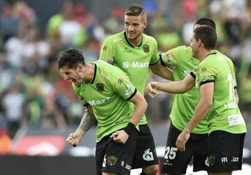 IMAGO7 Bravos celebra una anotación contra los Diablos