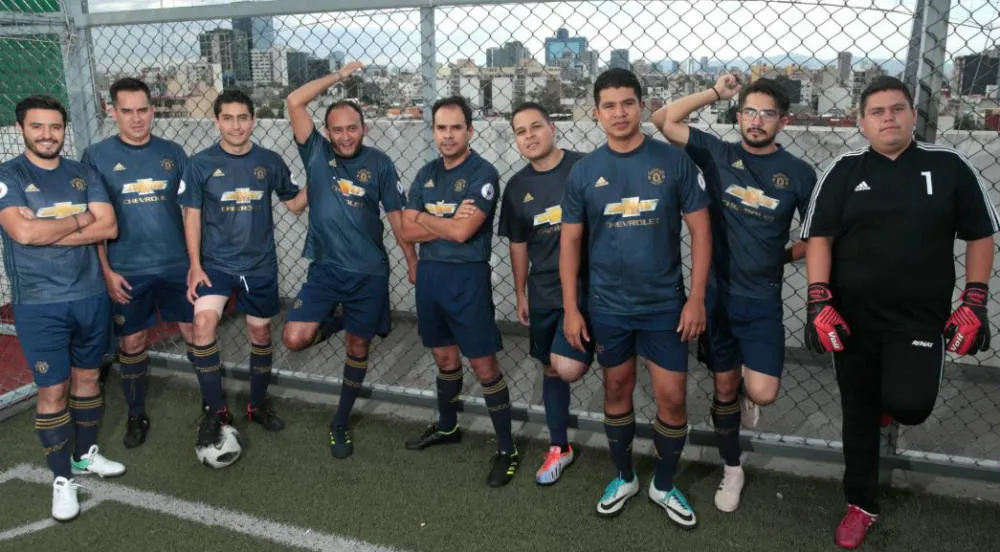 DANIEL GÁMEZ Futbolistas durante la charla con RÉCORD