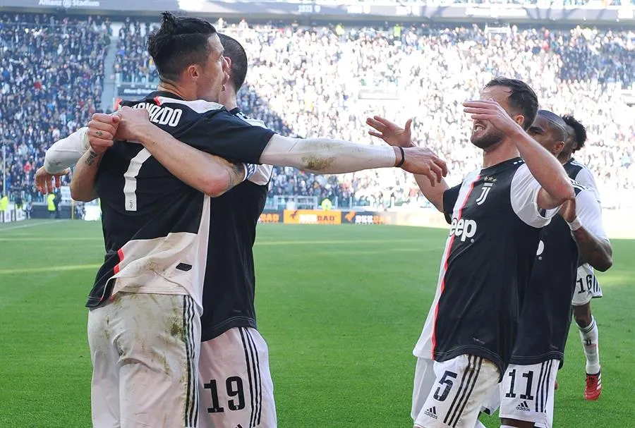EFE CR7 celebra uno de sus goles contra la Fiorentina
