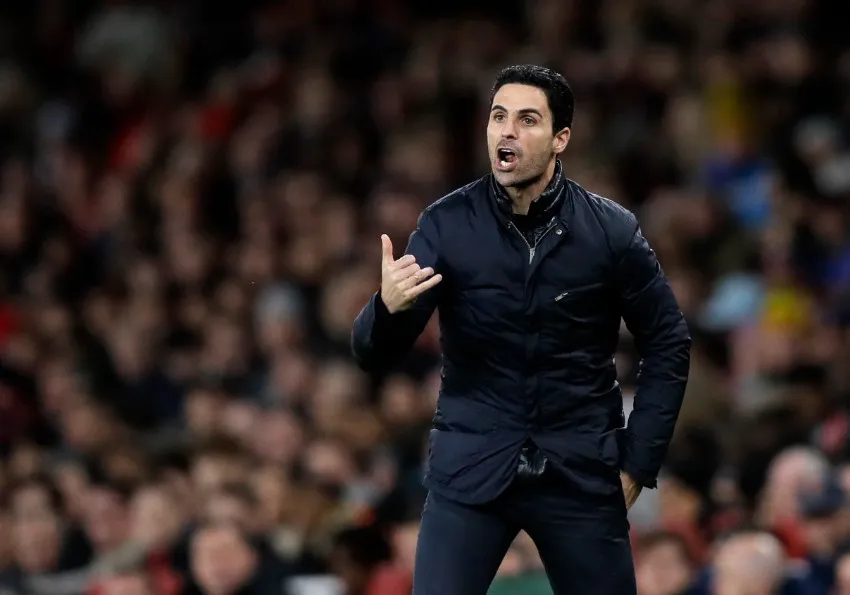 AP Mikel Arteta durante un partido con el Arsenal