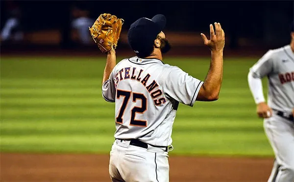 AP Humberto Castellanos en partido