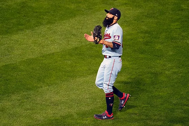 AP Romo, durante un juego de los Twins