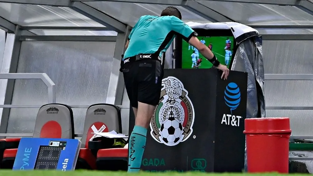 IMAGO7 El VAR ha retrasado los partidos