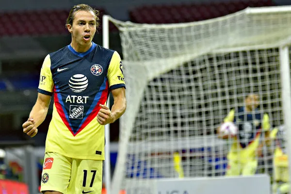 IMAGO7 Sebastián Córdova en festejo con América