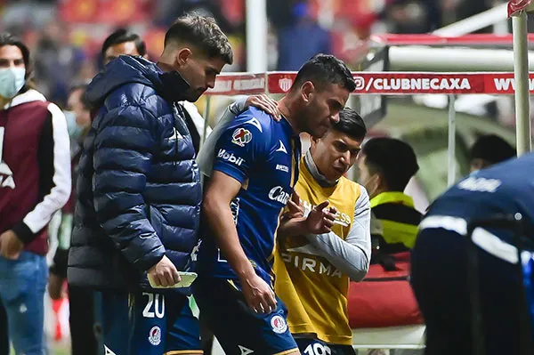 IMAGO7 El lamento del volante del San Luis