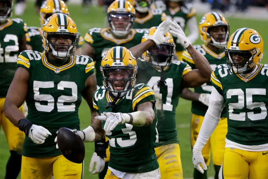 AP Jugadores de Green Bay tras interceptar un partido