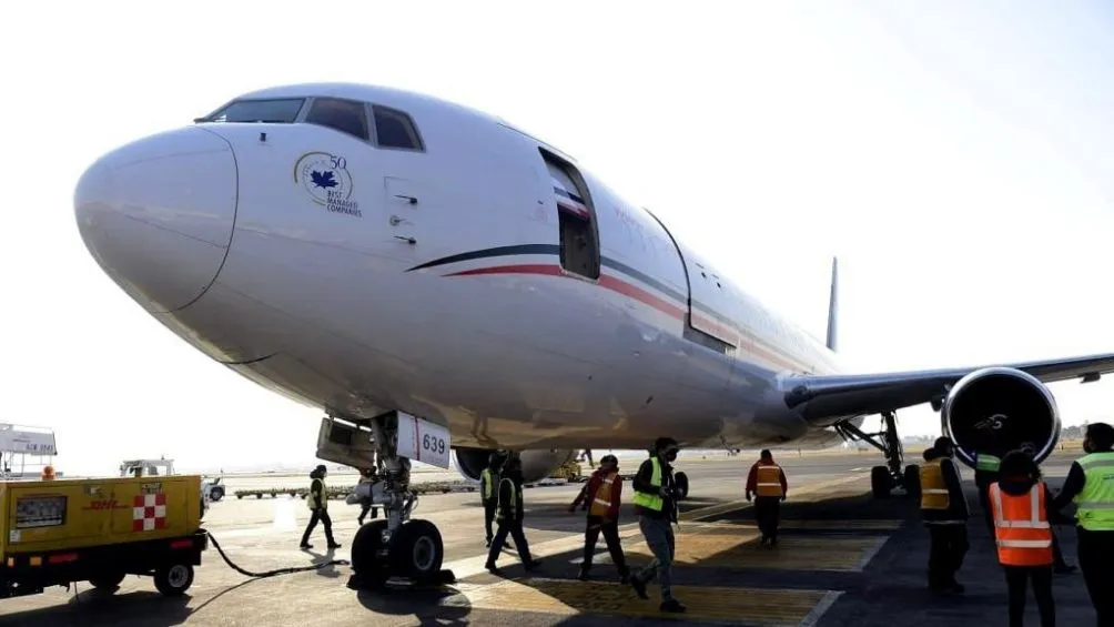 @GobiernoMX Cargamento con vacunas contra el Covid-19