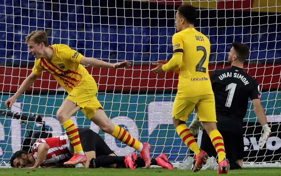 EFE Frenkie De Jong festeja su anotación