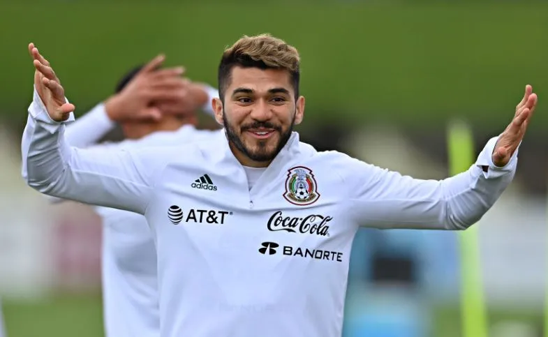 IMAGO7 Henry Martín, durante un entrenamiento del Tri