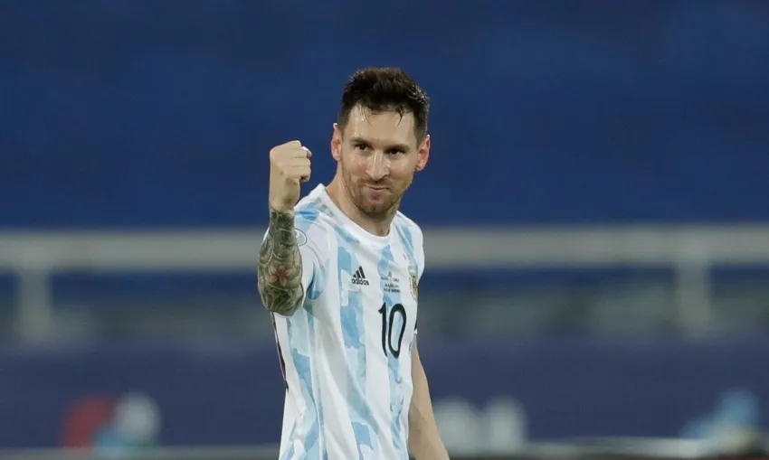 AP Lionel Messi tras anotar gol con Argentina