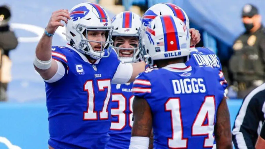 AP Josh Allen y Stephon Diggs celebran anotación en la temporada pasada