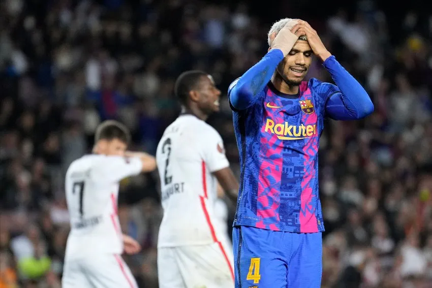 EFE Araujo en el juego entre el Barcelona y el Frankfurt