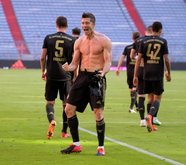 TWITTER @lewy_official Robert Lewandowski con el Bayern