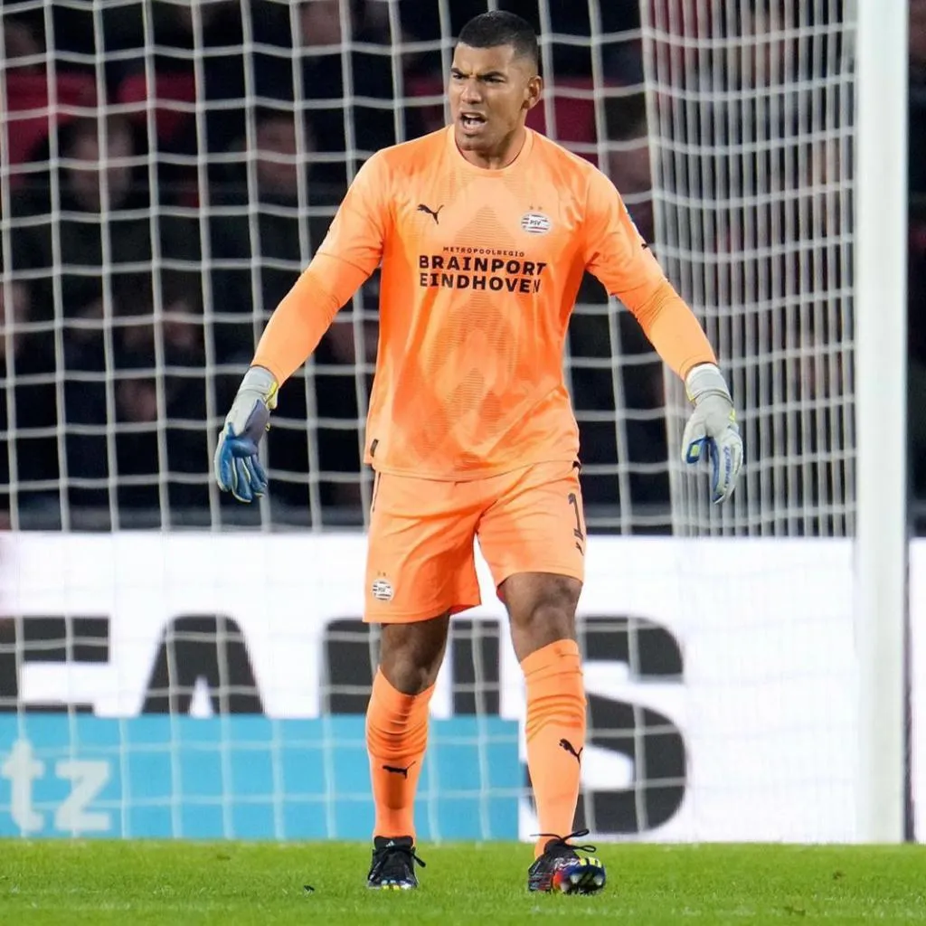 @PSV Benítez tras recibir gol