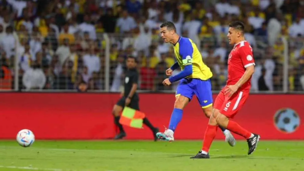 TWITTER | @ALNASSRFC Además, aumenta su ventaja sobre Messi a nivel clubes