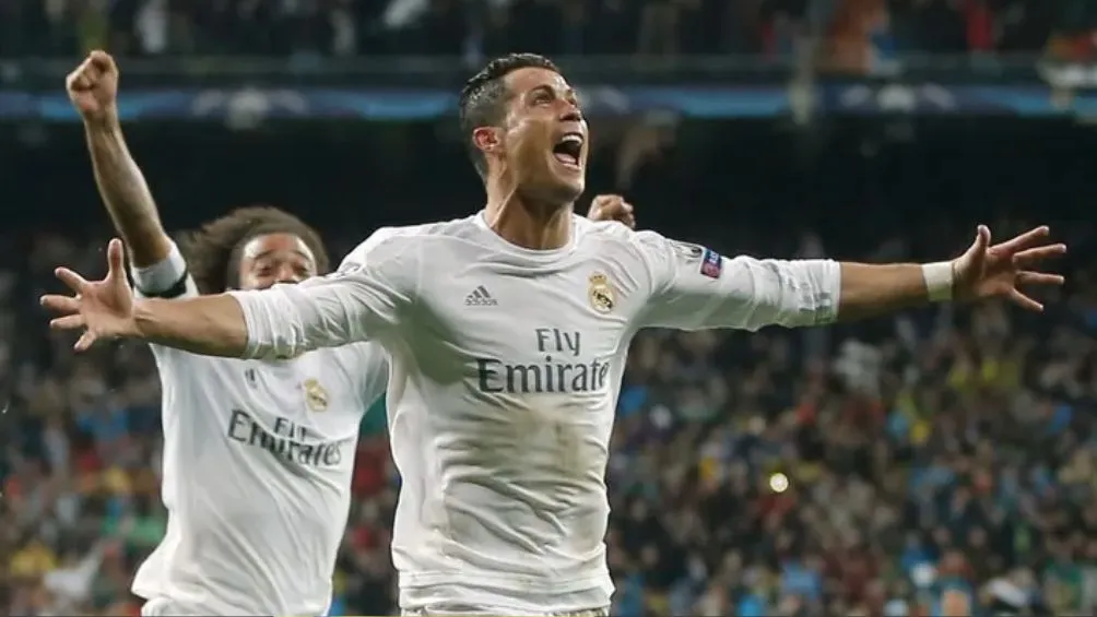 AP Ronaldo celebra un gol con el Real Madrid