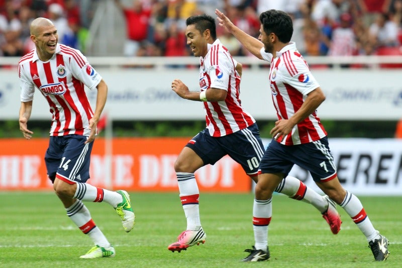 Adidas vistió al Rebaño en los últimos 5 años, aquí una foto de los jugadores de Chivas portando la marca