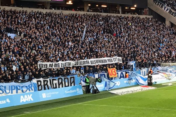 Mensaje que mostraron los seguidores del Malmö FF
