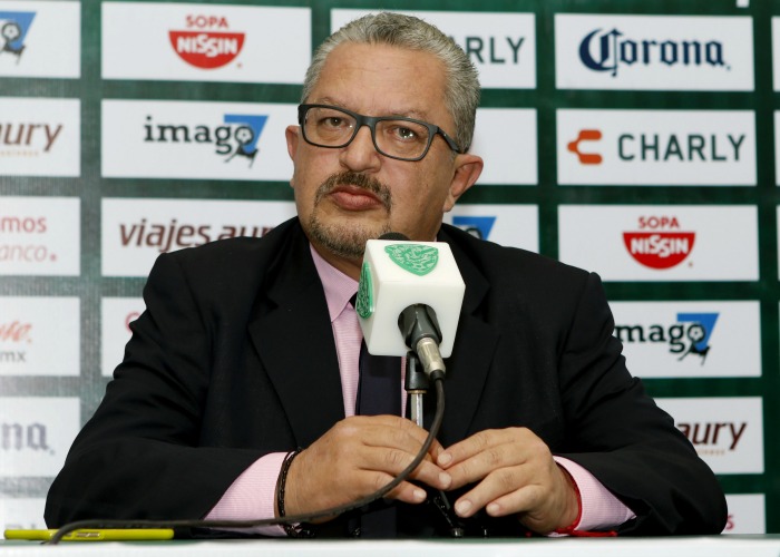 Carlos López Chargoy, durante una conferencia de prensa