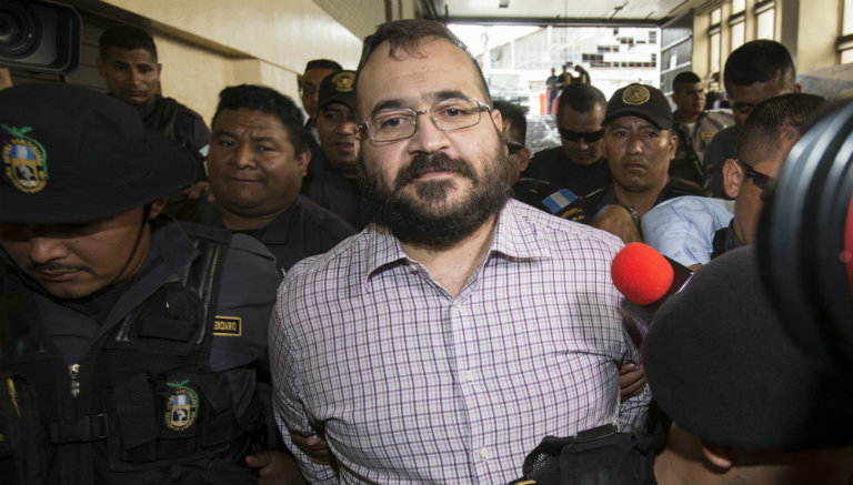 Duarte a su llegada al tribunal en Guatemala 