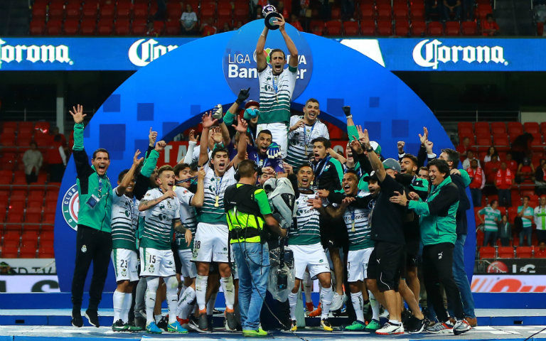 Santos celebra Campeonato en Liga MX