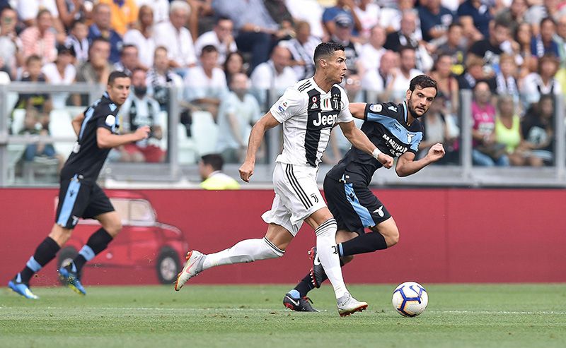Cristiano disputa un juego con la Juventus