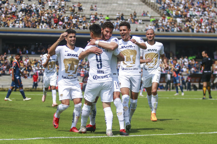 Pumas celebra una anotación ante Puebla