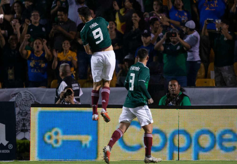 Jiménez festeja anotación contra Costa Rica