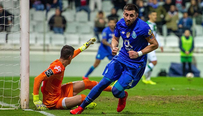 Herrera en duelo contra el Moreirense 