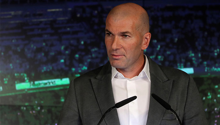 Zidane en su presentación como DT del Real Madrid 