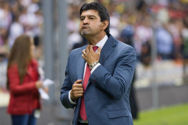 Cardozo durante el encuentro de Copa ante América